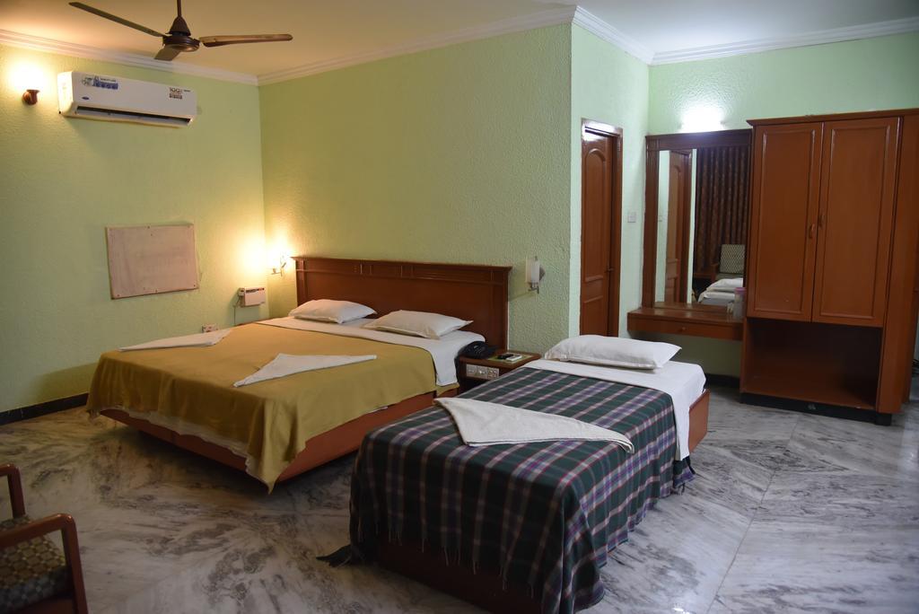 Hotel Green Park Kumbakonam Rum bild